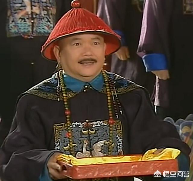 古代的"黄马褂"到底能有多少特权?为何权臣和珅拥有20多件黄马褂?