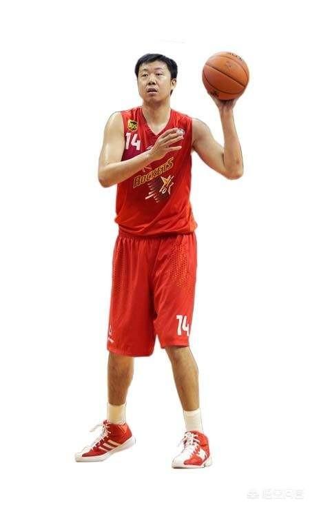 王治郅“五一”大婚，你怎么看？