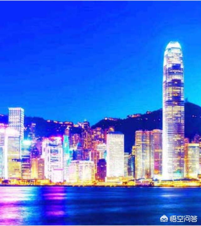 香港月收入6万生活如何，为什么有那么多人想去香港捞金，香港普通人一个月工资有多少