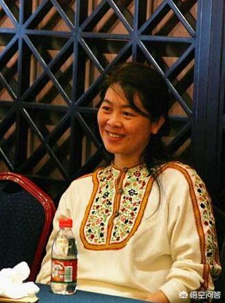 中国作家富豪榜:中国当代十大女作家是谁？有什么代表作品？
