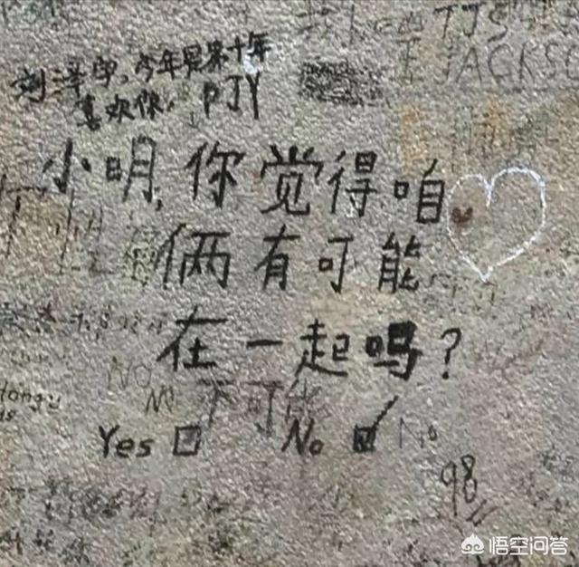 何猷君审美被吐槽:如何评价“赌王”最小儿子何猷君？