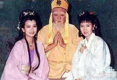 白蛇传大结局:白素贞水漫金山，淹死那么多人为什么还能得道