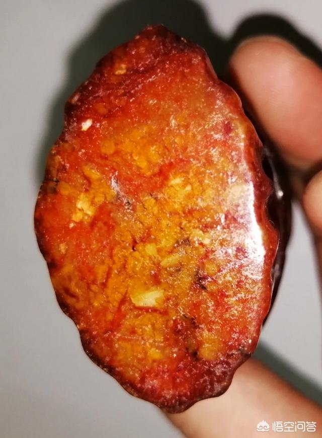 和田玉的专业知识大全,和田玉之“伤”，藏着多少秘密？
