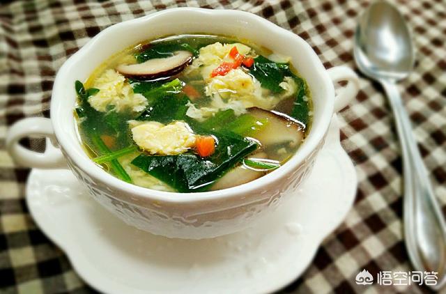 做养生蔬菜汤的视频,如果要是想做菠菜鸡蛋汤,菠菜还须焯一下水吗