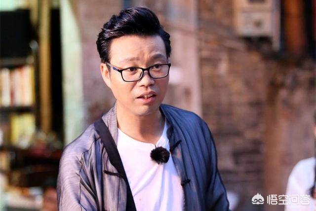 王依梓:怎么评价《极限挑战》里的王迅？他的定位是什么？
