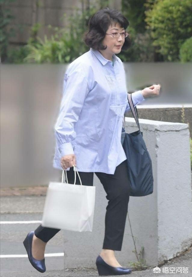 山口百惠近况:山口百惠近照曝光，她的近况如何？