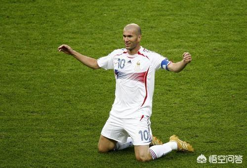 迄今为止，足球史上最难超越的十大巨星球员都有谁？插图13