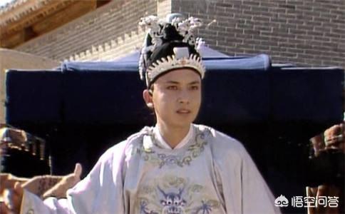 博来恩和海乐妙能同时使用吗:小猫一个月可以驱虫么？具体用什么药？