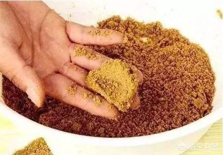 荒野盛宴的一杯是多重:漂浮在天空中的一朵云，可能有多重？重量受什么影响？