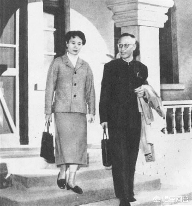 溥仪李玉琴:溥仪后半生相亲了很多次，为何偏偏选中护士李淑贤？
