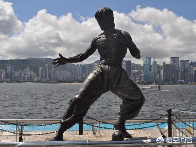 李小龙徒弟吉姆凯利称没人打得过李小龙,大家怎么看？