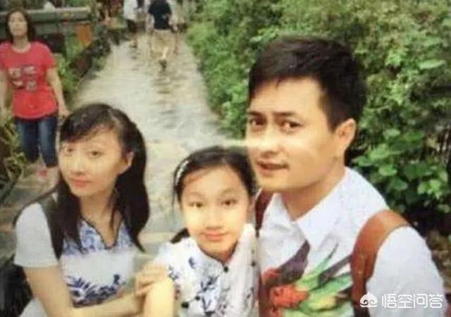 屠洪刚妻子:喜欢一个比自己小十二岁的男生怎么办
