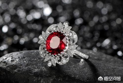 红色玉石价格,红色的宝石有几种，怎样区别它们？