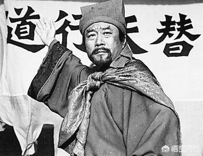 《水浒传》中梁山好汉到底该不该寻求招安？