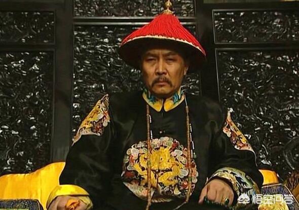 护卫员:清朝领侍卫内大臣的官衔是几品？和九门提督有什么关系？