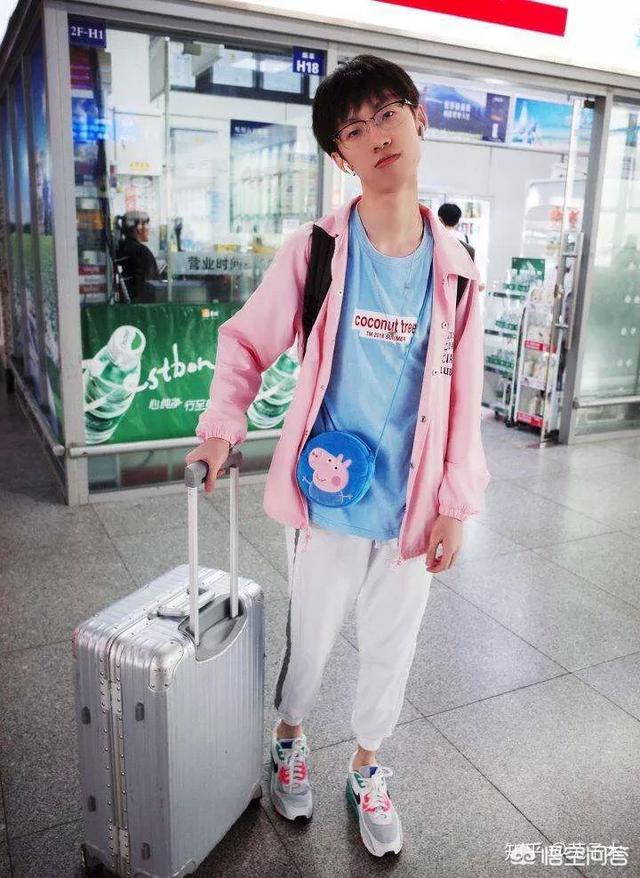 IG首发名单确认,宝蓝成替补,清空微博仅留3条动态,网友：“蓝公主下线”？