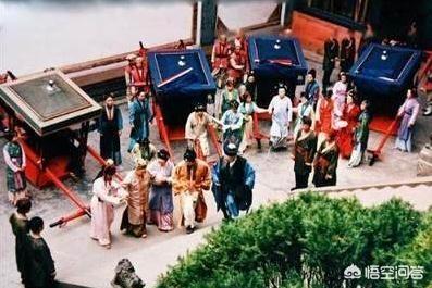 古代男女授受不亲，为什么《红楼梦》里的张道士可以见贾府女眷？