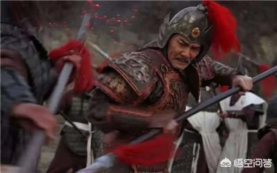 杨玄感造反失败主要犯了哪些错误？