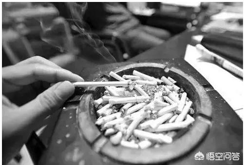 魔兽任务冰冷的毒蛇粘液:冰冷的毒蛇粘液 晚上睡觉时，一旦有这三种特征，十有八九是心梗！指的是什么？