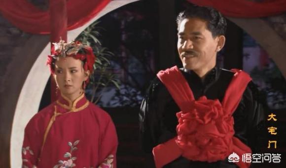 李香秀:《大宅门》中香秀一个小丫头，为何可以逆袭成为白家的正房太太？