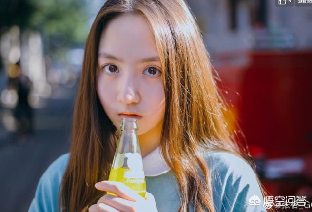 张格:电视剧《亲爱的热爱的》中小艾的演技如何生活中是什么样子的