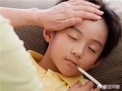 三岁的女儿发烧到底该不该输液？过度输液等于慢性自杀吗？