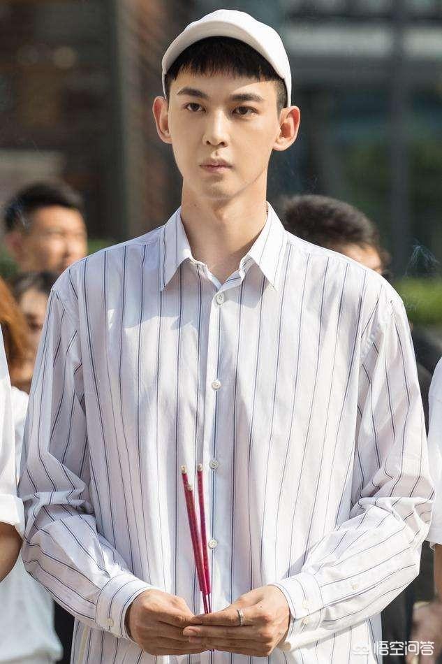 顾未易:如果有可能，你更愿意选择韩商言还是顾未易？