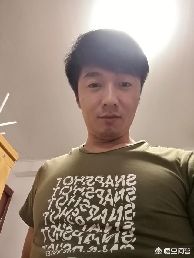 毕夏生活照:你敢不敢发一张最丑的自拍照