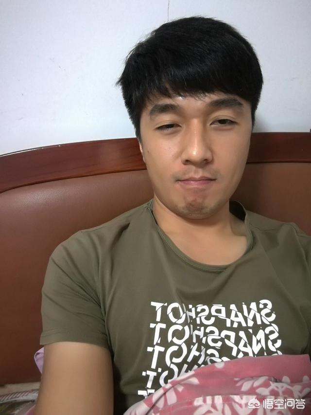 毕夏生活照:你敢不敢发一张最丑的自拍照