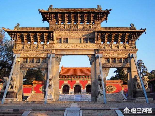 大清灭亡100多年了,现在还有人在守皇陵,谁给他们发工资？他们是如何生活的？