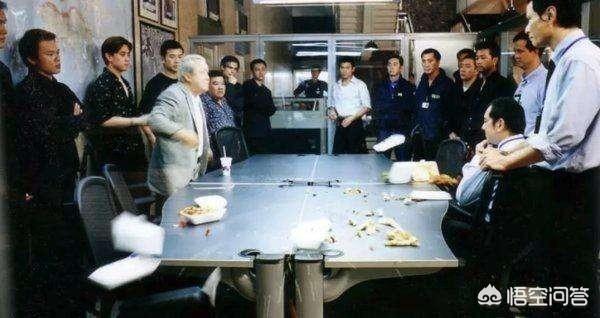 黑盒饭窝点曝光:在戏中的黑帮大佬总是吃盒饭，只是因为酷吗