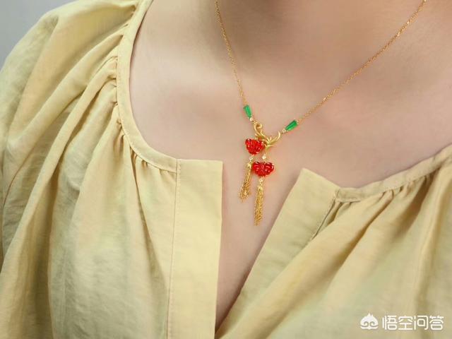 翡翠的灵气的真实故事,翡翠是靠缘分买的才幸运真是这样的吗？