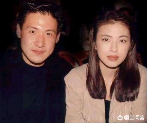 范冰冰初恋:前有宋仲基宋慧乔离婚，后有范冰冰李晨分手，娱乐圈还有爱情吗？