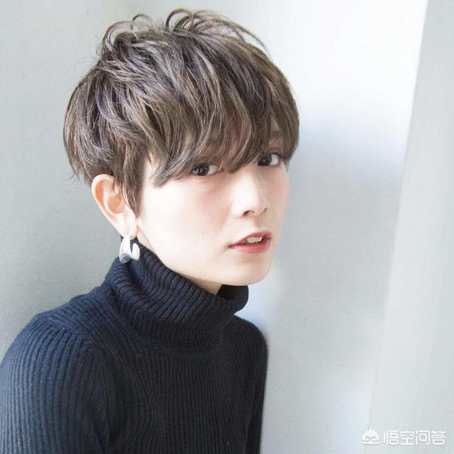 海青发型:有抬头纹的男生适合什么样的发型