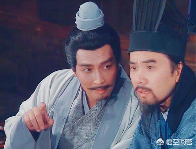 诸葛亮刘伯温真的像人们说的上知300年下知500年吗？