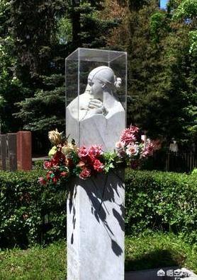 蛇娃少女之谜:清朝末代皇帝溥仪最宠爱的祥贵人谭玉玲为何会在长春香消玉殒？