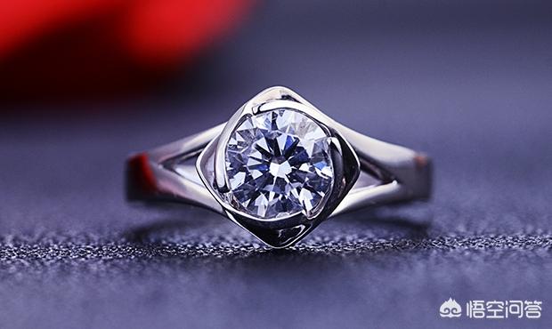 如何挑选钻戒？侧重大小还是侧重成色？