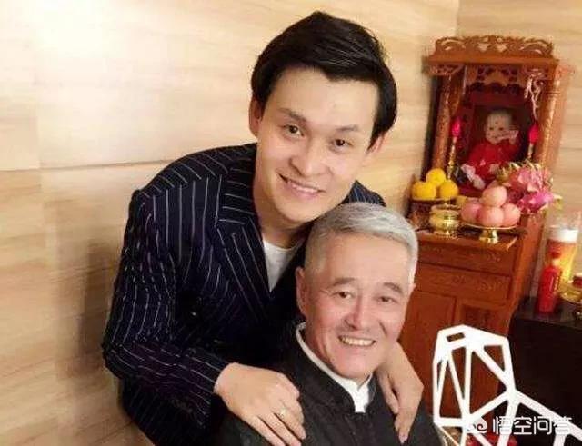 天天向上陈翔:为什么说卷入陈翔毛晓彤恋情的江铠同很霉？