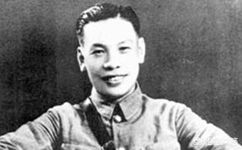 蒋经国:《北平无战事》里，蒋经国为什么要抛弃曾可达？