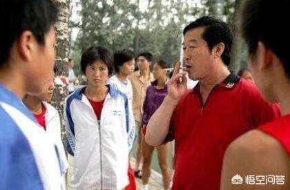 中国藏獒展览会:当年红极一时的田径教练马俊仁的现状怎样？
