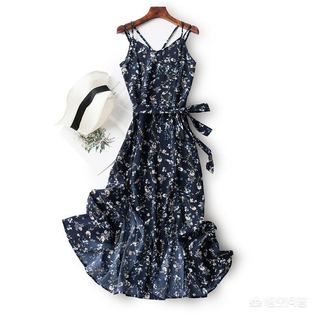 碎花控:碎花裙可以怎么穿搭？如何把碎花裙拍摄出美感？