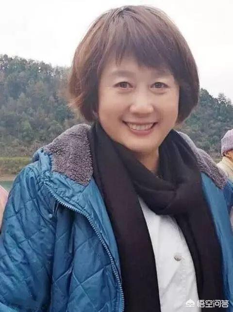 美名厨节目遭停播:曾经风靡一时的央视曲艺栏目《曲苑杂坛》，是什么原因导致停播了