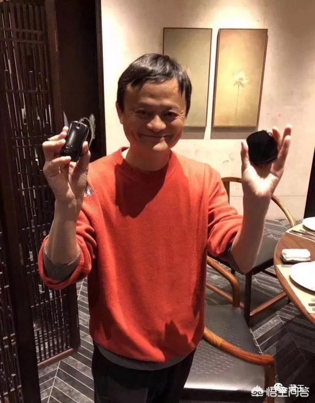 和田玉墨玉手表值多少钱,这是和田玉牌子吗？值多少钱？