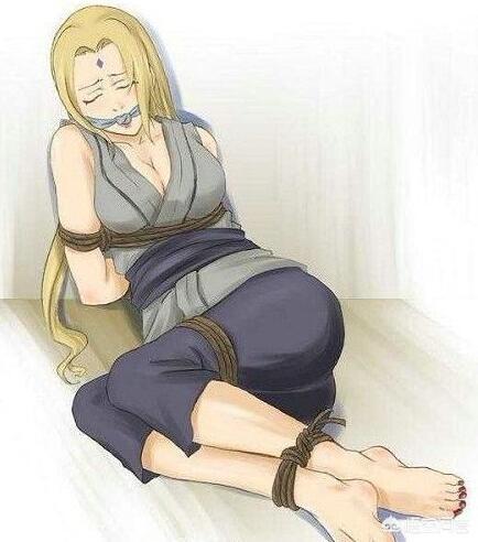 头条问答 - 《火影忍者》同样是三忍,纲手和大蛇丸被打穿身体没事