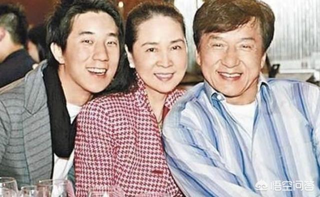 成龙妻子:你觉得成龙要不要认女儿？