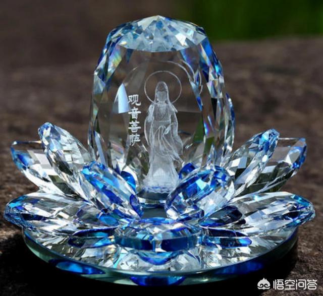 天然白水晶的功效与作用,为什么有些人要买天然水晶呢？