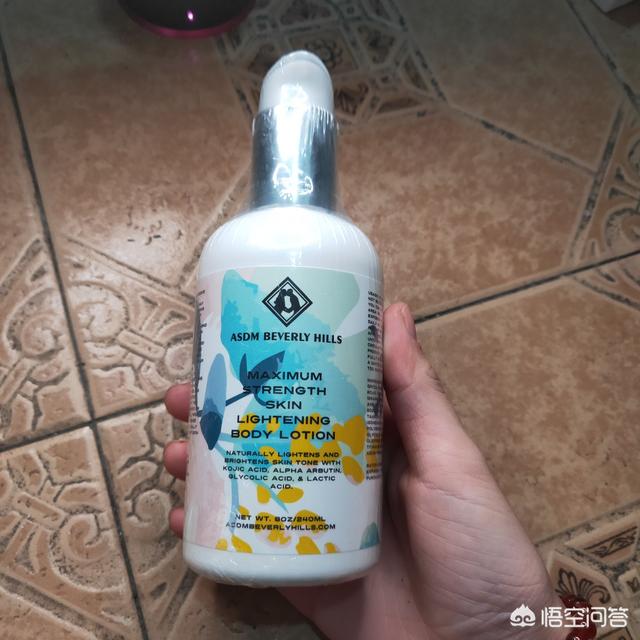 各位小仙女们,有没有夏日清爽美白好用的身体乳推荐吗？