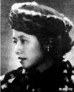 民国才女凌淑华，出身名门望族，为何后来会穷困潦倒？