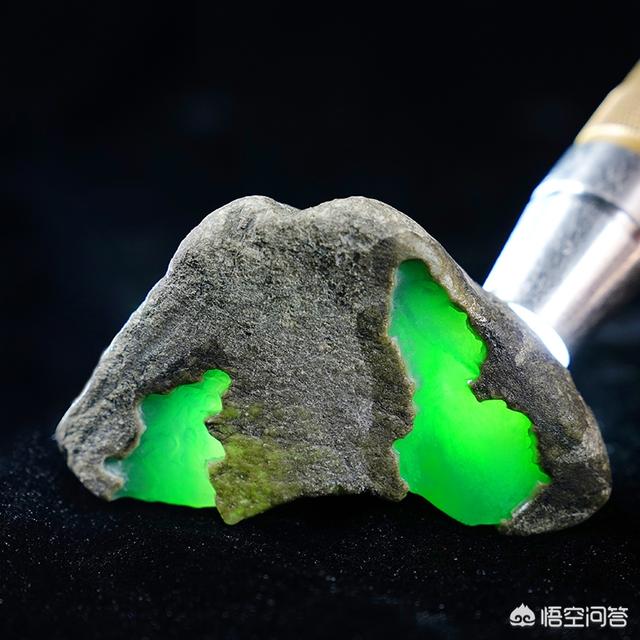 什么叫“毛料“什么“叫赌石“？