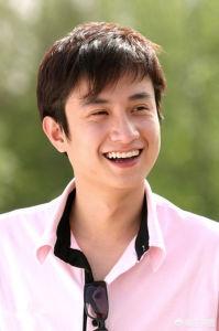 文章演雪豹电影版:12年后再拍青春剧，赵宝刚功力不减，可演员文章还有人记得吗？